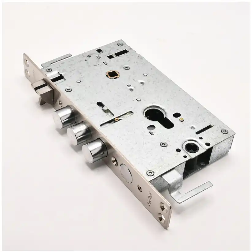 33 Ultra 60/68 Latch 3/DB Case L/L